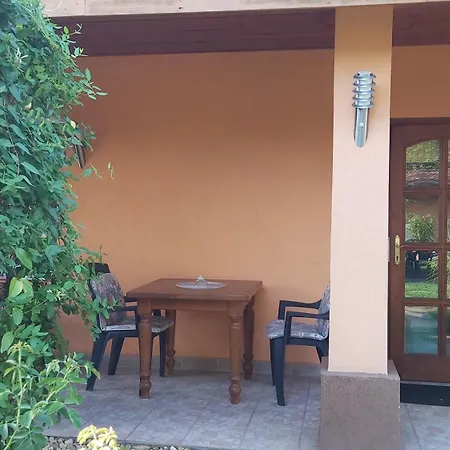 招待所 Diofa Vendeghazak