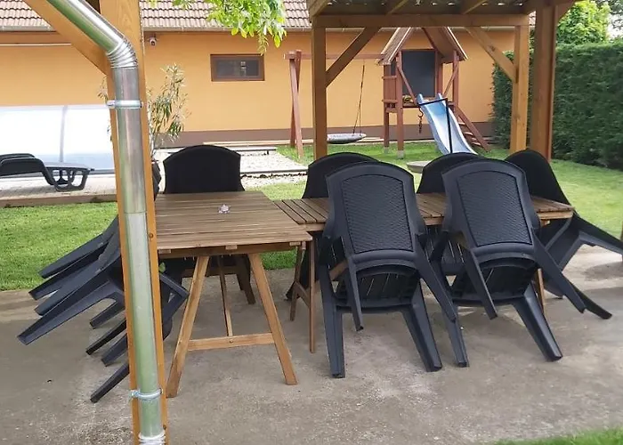 Diofa Vendeghazak Πανσιόν 4*